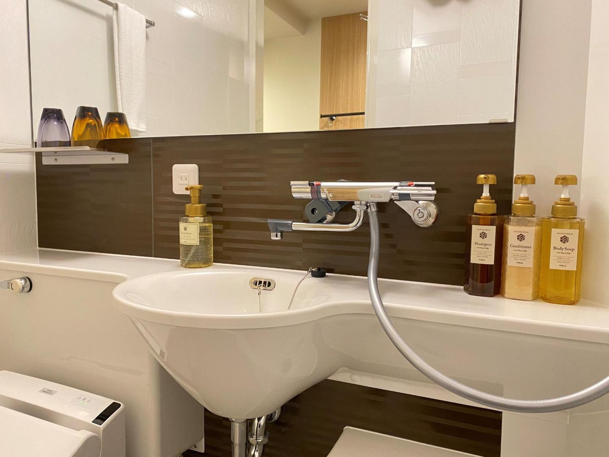 Compass Hotel